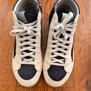 Women's Athletic High-Top Sneakers - Black and Cream